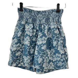 Rachel Ashwell Shabby Chic Chambray Blue Pull On Shorts Small Smocked Waist